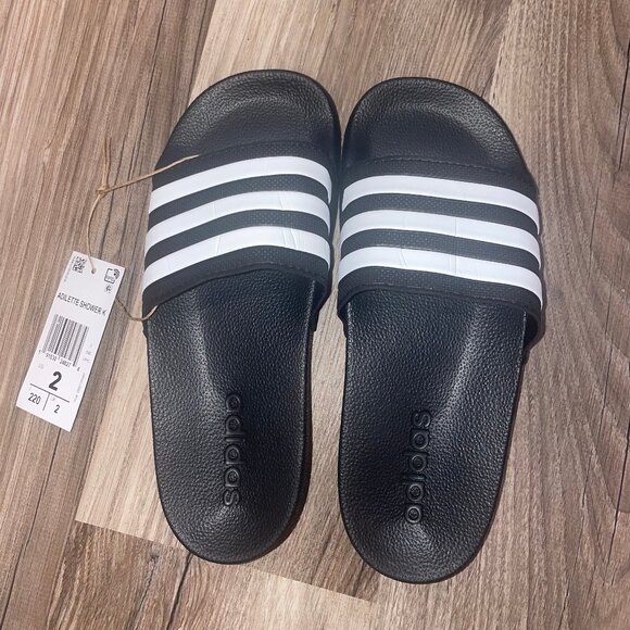 SOLD NWT Kid’s Adidas Sandals Slides - Picture 2 of 5